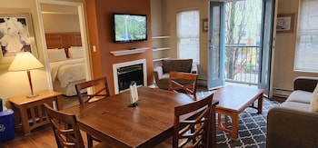 times square suites hotel