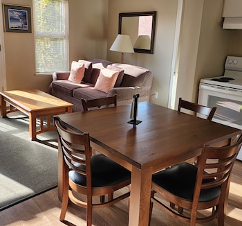 times square suites hotel