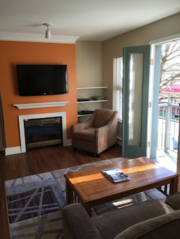 times square suites hotel