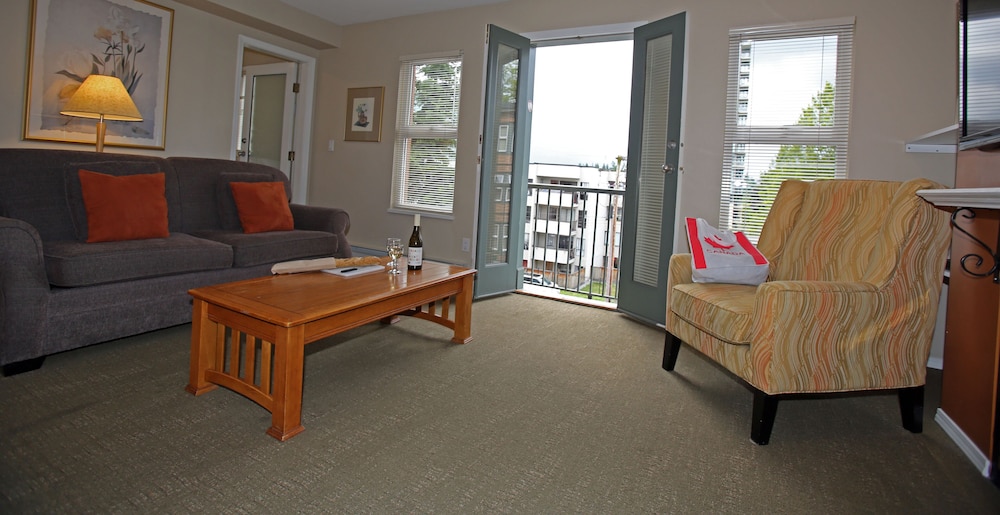 times square suites hotel