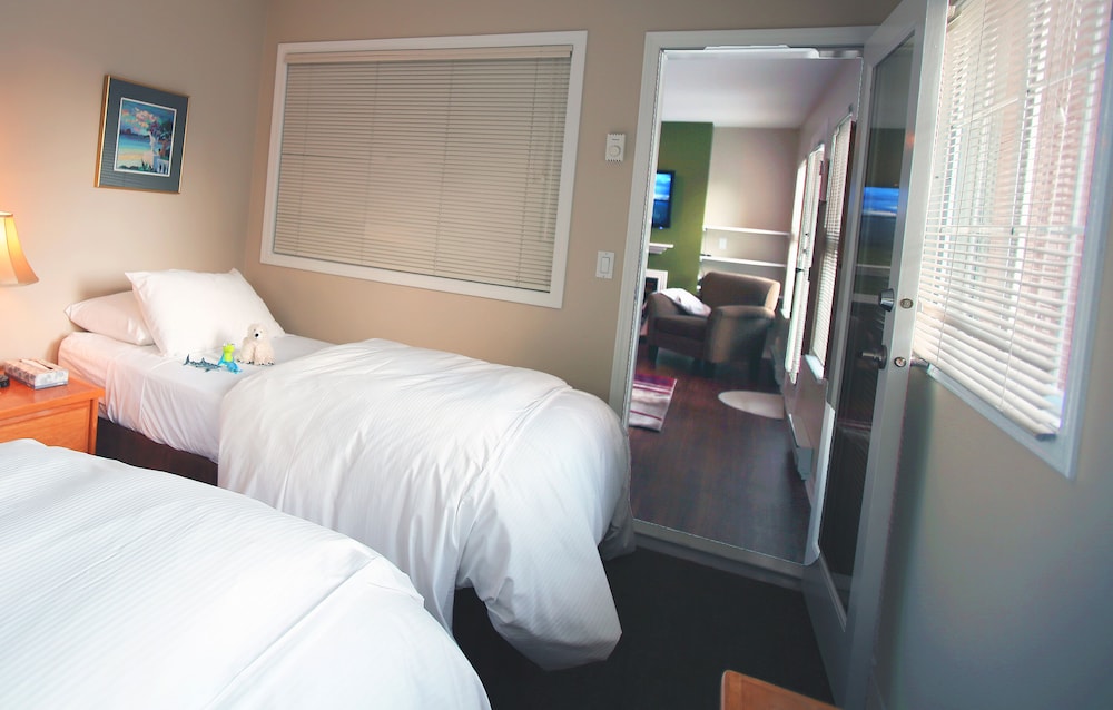 times square suites hotel