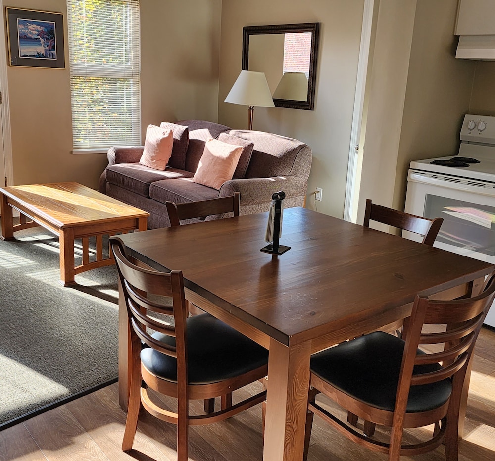 times square suites hotel