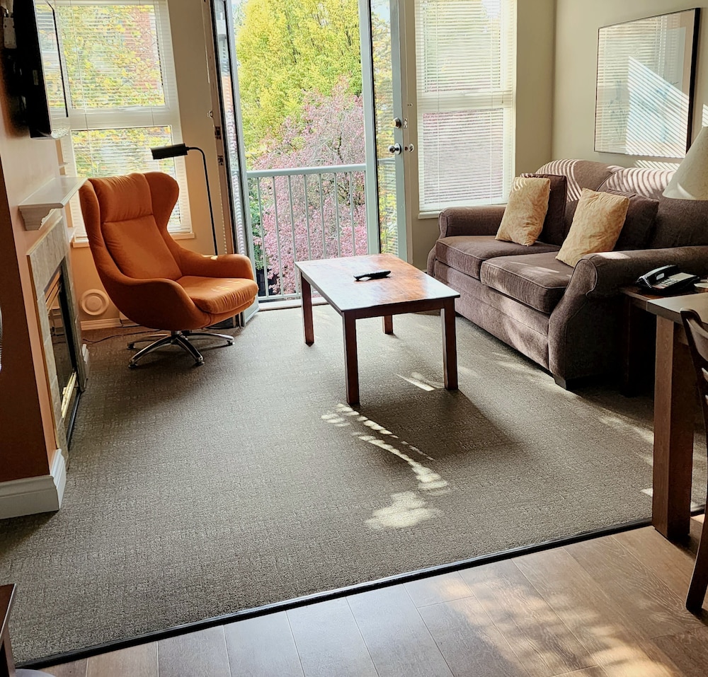 times square suites hotel