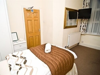 skylark guest house