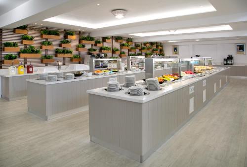 asterias beach hotel