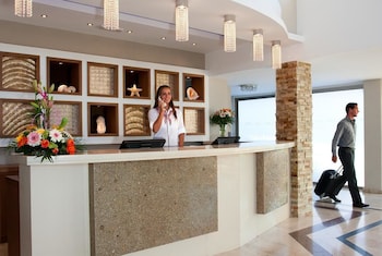 asterias beach hotel