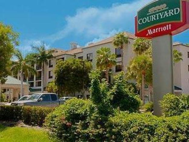 courtyard by marriott naples