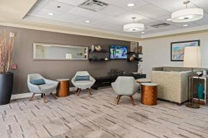 courtyard by marriott naples