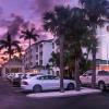 courtyard by marriott naples