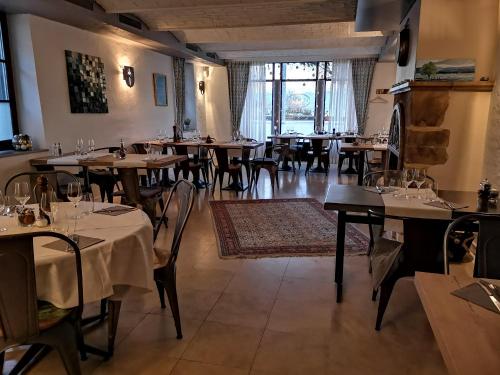 lhotel by hostellerie du chateau