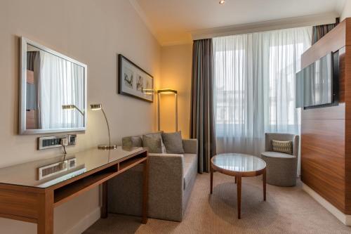 Thistle London Piccadilly,Piccadilly>>Greater London,4 star