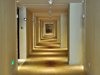 Conifer Garden Hotel,Hainan>>Haikou,4 star