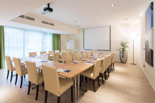 holiday inn express neunkirchen by ihg