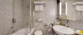 Plaza Premium Parkhotel Neu-Ulm,Klingenstein>>Neu-Ulm,4 star