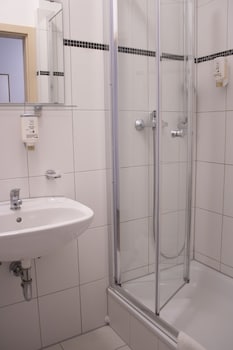 orange hotel und apartments