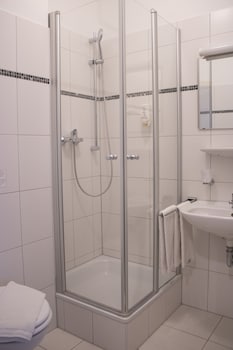 orange hotel und apartments