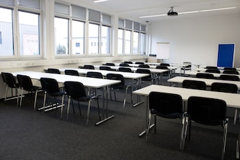 orange hotel und apartments