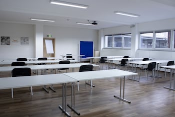 orange hotel und apartments