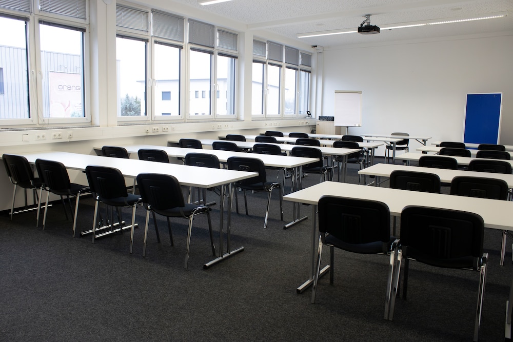 orange hotel und apartments