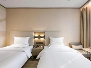 hanting hotel hangzhou central wulin square metro station