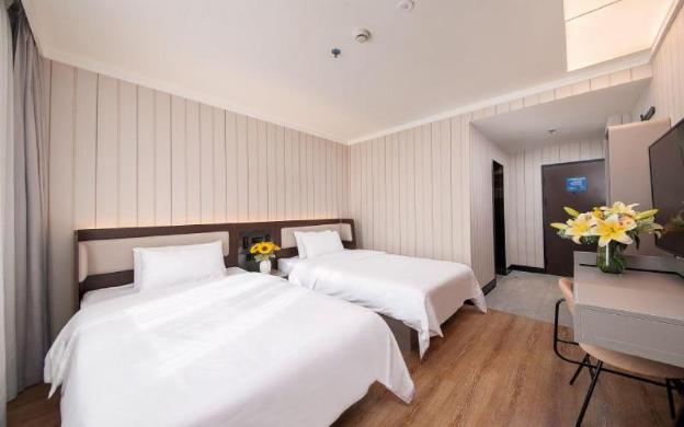 hanting hotel shangnan rd metro station shanghai