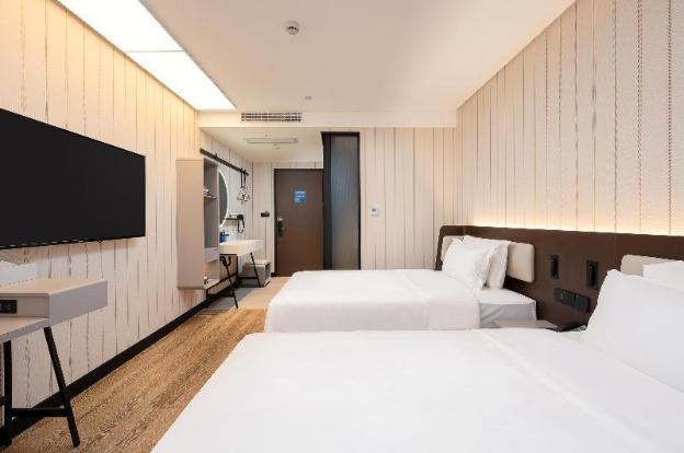hanting hotel shangnan rd metro station shanghai