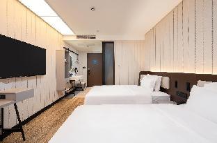 hanting hotel shangnan rd metro station shanghai