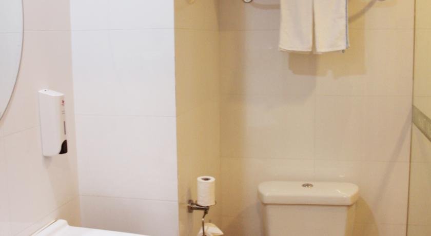 hanting hotel shangnan rd metro station shanghai
