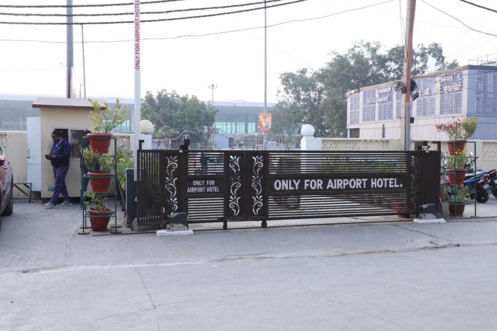 airport hotel