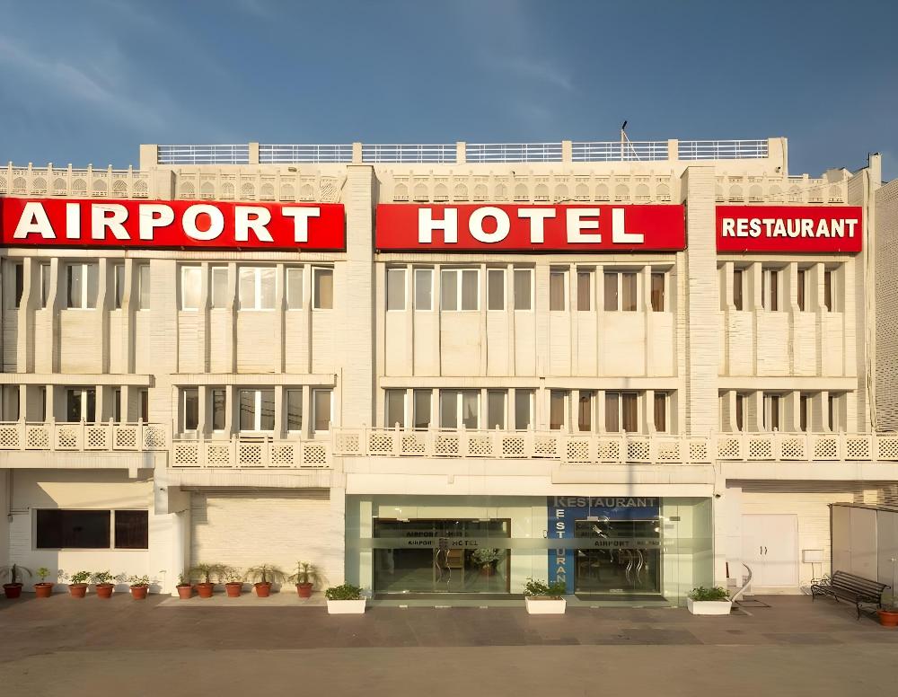 airport hotel
