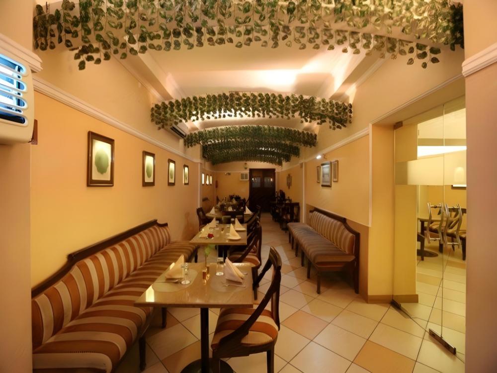 airport hotel