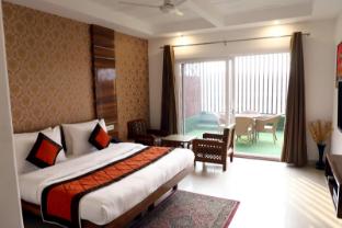airport hotel