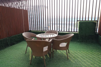 airport hotel