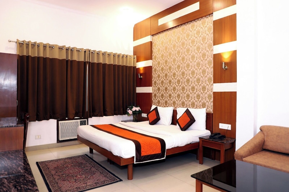 airport hotel