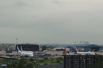 airport hotel