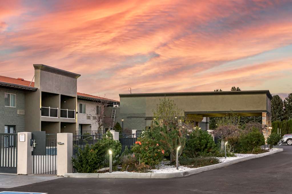 best western plus lake front hotel