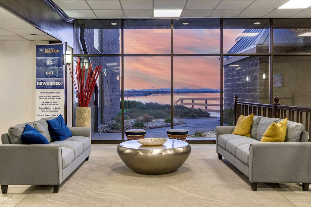 best western plus lake front hotel