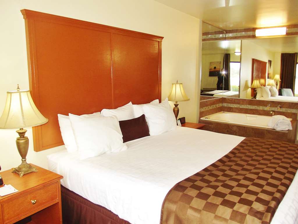 best western plus lake front hotel