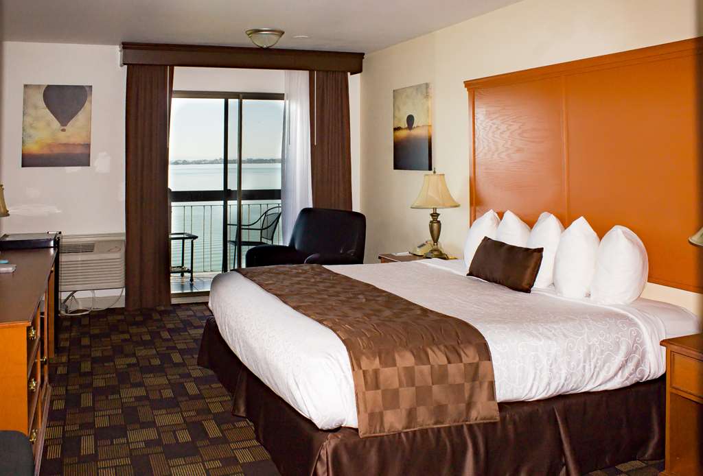 best western plus lake front hotel