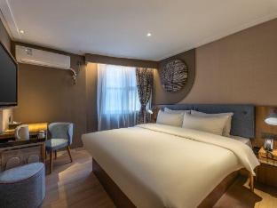 home inn nanchang bayi square