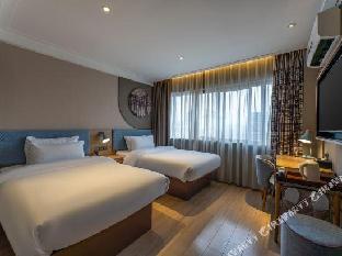 home inn nanchang bayi square