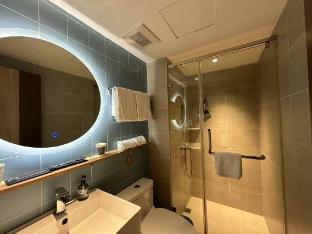 home inn nanchang bayi square