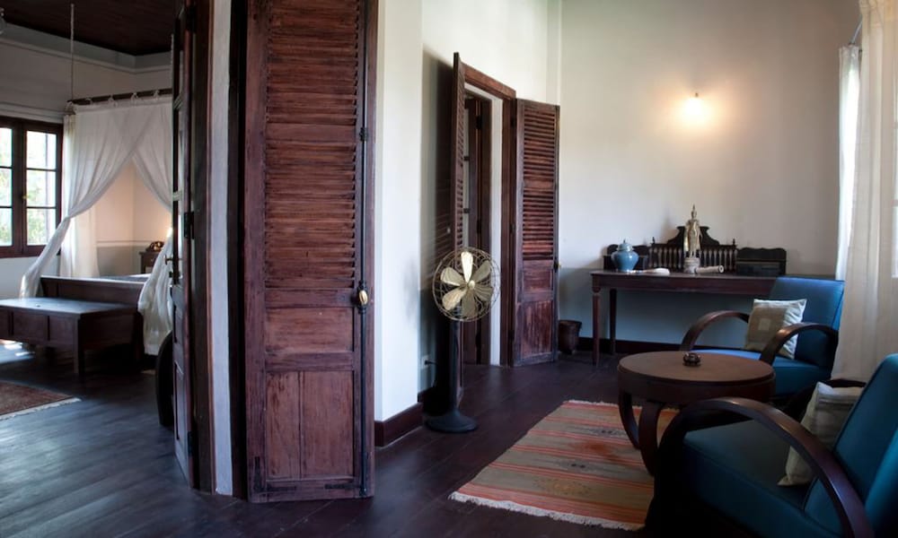 satri house