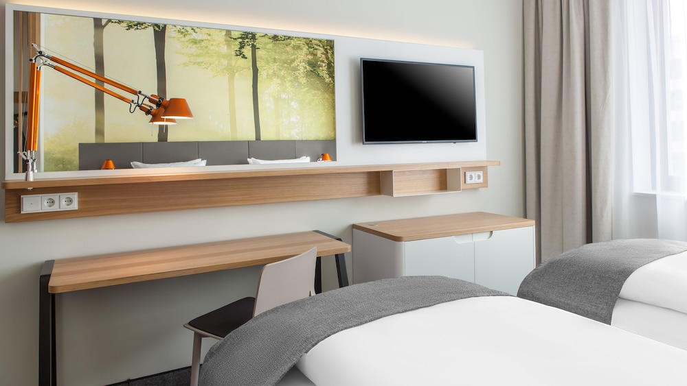 holiday inn munich leuchtenbergring by ihg