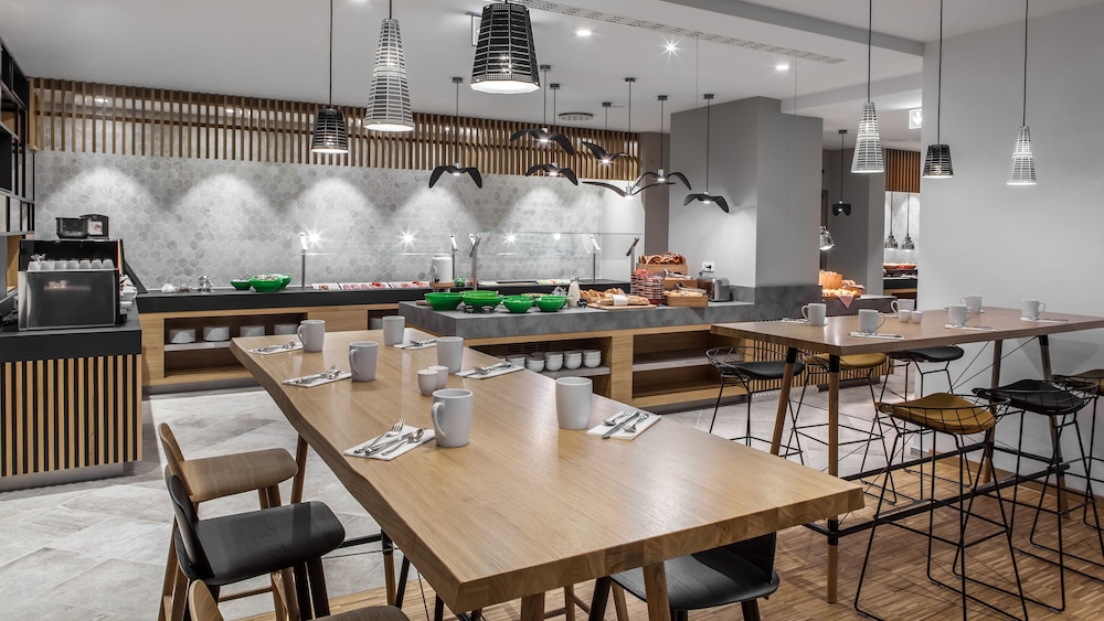 holiday inn munich leuchtenbergring by ihg