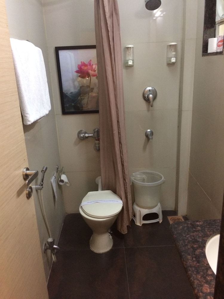 My Bizz Hotel,,2 star