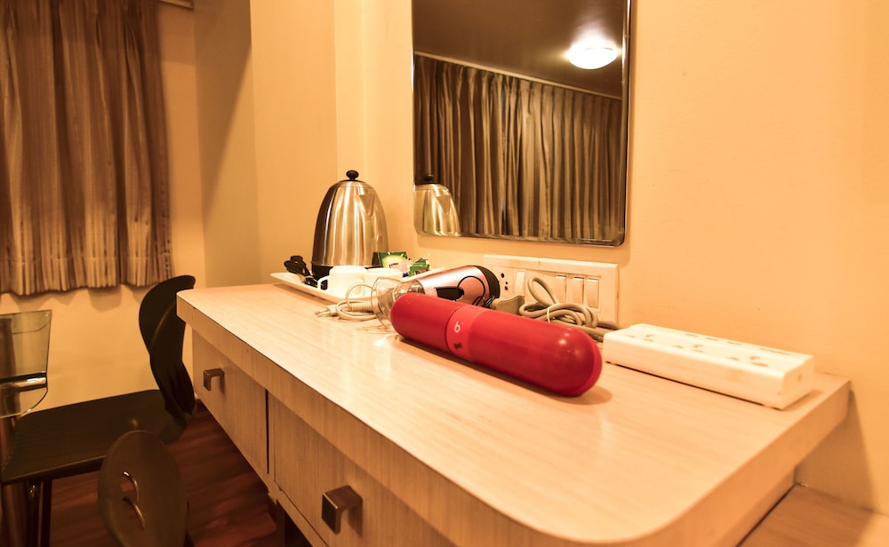 My Bizz Hotel,,2 star