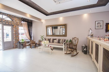 polydefkis hotel