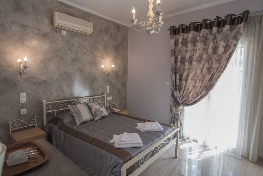 polydefkis hotel