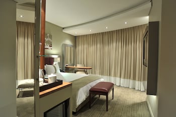 holiday inn johannesburg rosebank